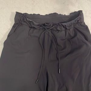 LULULEMON mid-rise Jogger full length